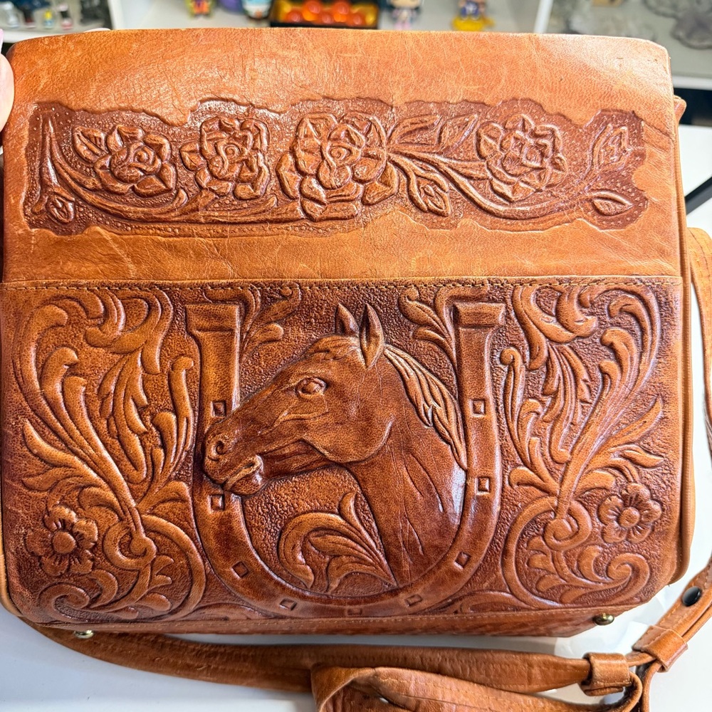 VINTAGE Western Tooled Brown Leather Horse Horseshoe Shoulder Bag Medium Purse - Picture 6 of 11